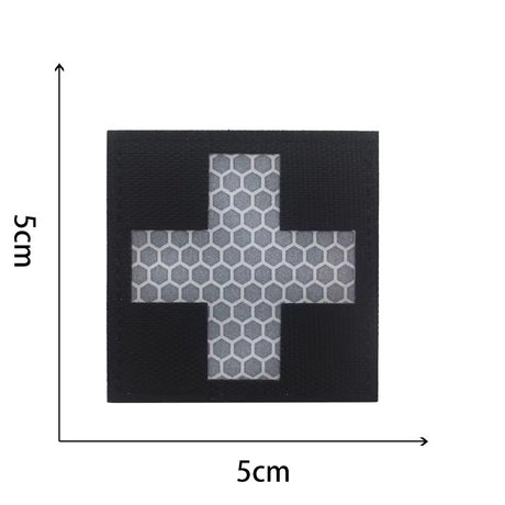 Reflektierendes Schweizerkreuz Schwarz – 5 × 5 cm, Klett-Patch